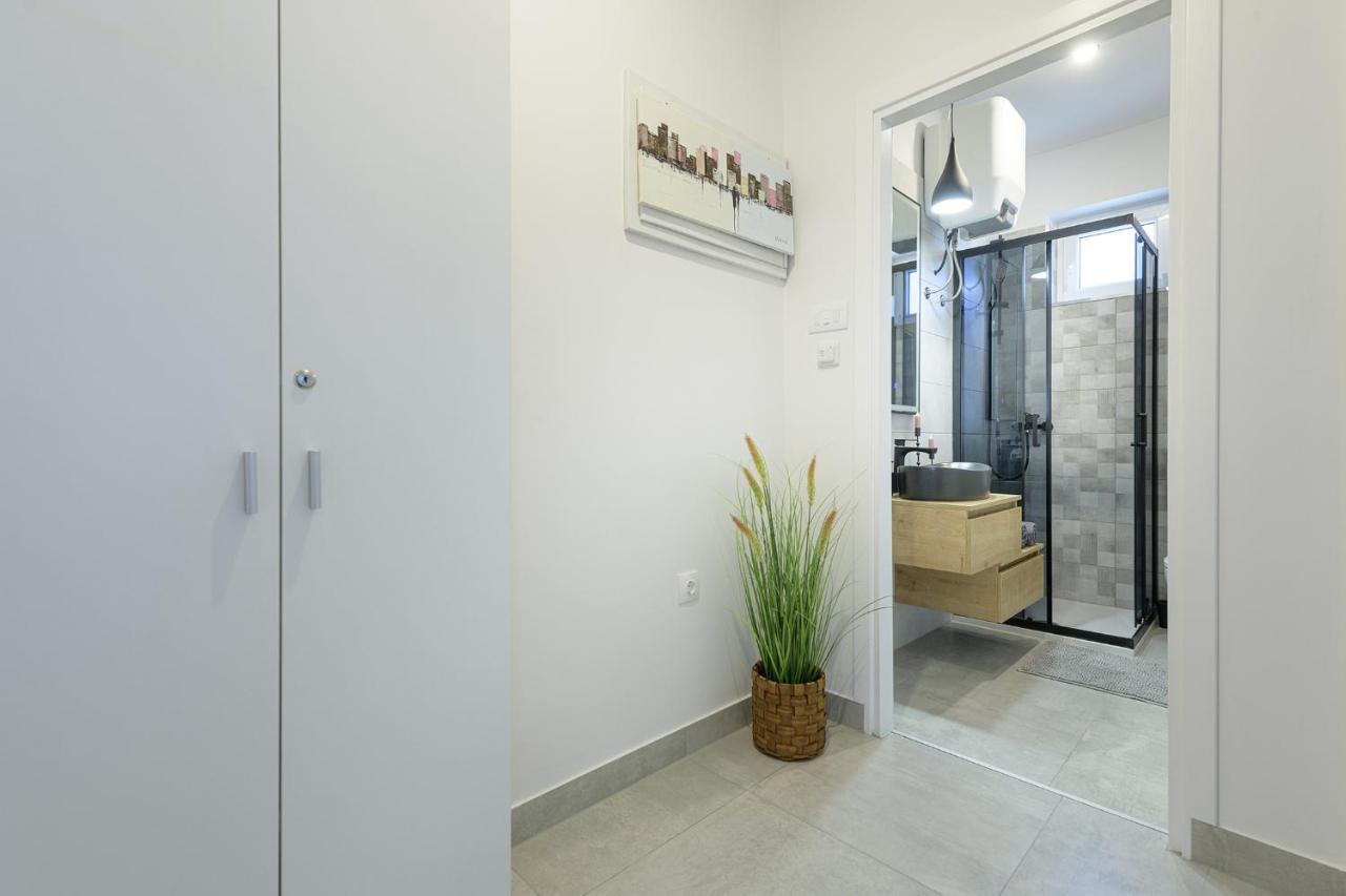 Apartmani Tena Selce Buitenkant foto